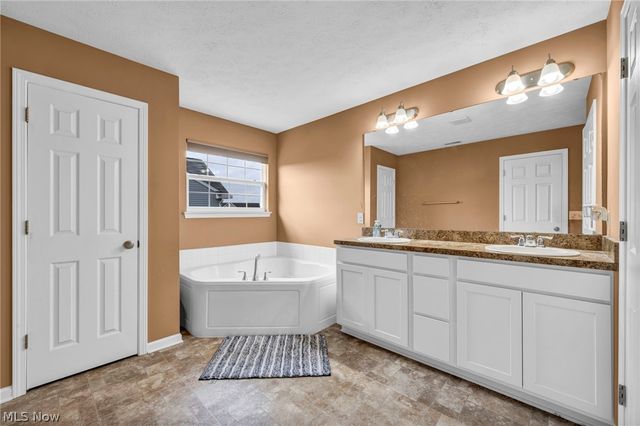 9087 Ichabod Drive, North Ridgeville, OH 44039