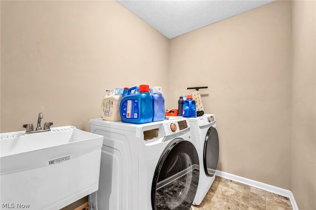 9087 Ichabod Drive, North Ridgeville, OH 44039
