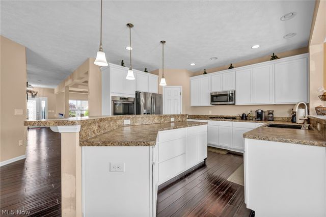 9087 Ichabod Drive, North Ridgeville, OH 44039