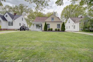 6836 Beresford Avenue, Parma Heights, OH 44130