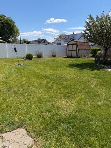 274 Schepis Ave, Saddle Brook Twp., NJ 07663
