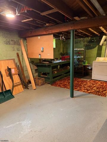 274 Schepis Ave, Saddle Brook Twp., NJ 07663