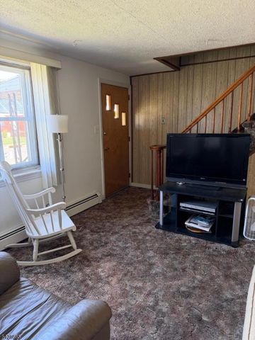 274 Schepis Ave, Saddle Brook Twp., NJ 07663
