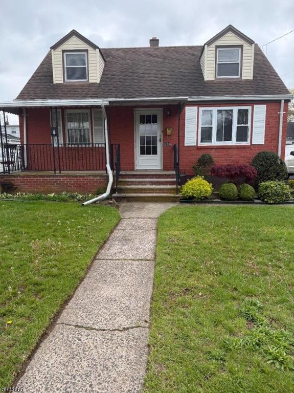 274 Schepis Ave, Saddle Brook Twp., NJ 07663