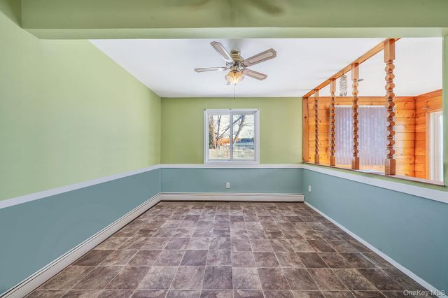 2711 Connecticut Avenue, Medford, NY 11763