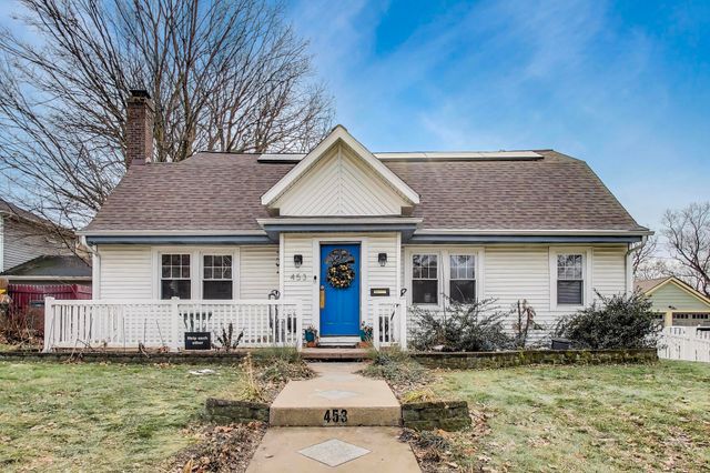 453 Chestnut Street, Valparaiso, IN 46385