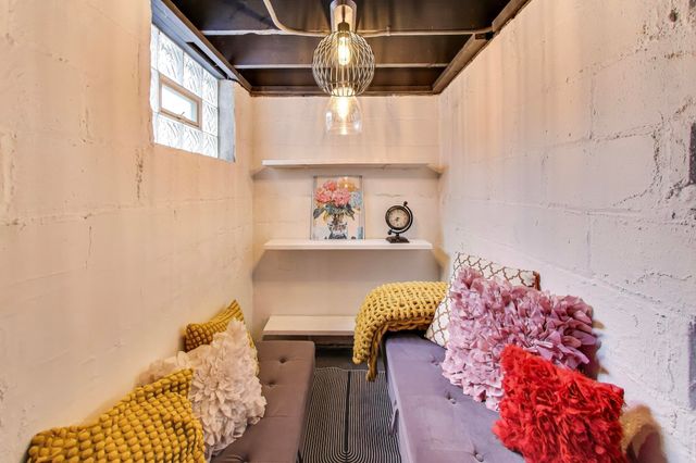 453 Chestnut Street, Valparaiso, IN 46385