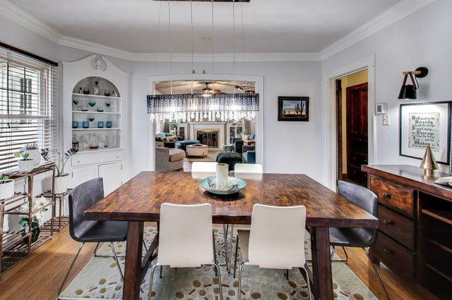 453 Chestnut Street, Valparaiso, IN 46385