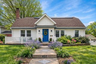 453 Chestnut Street, Valparaiso, IN 46385