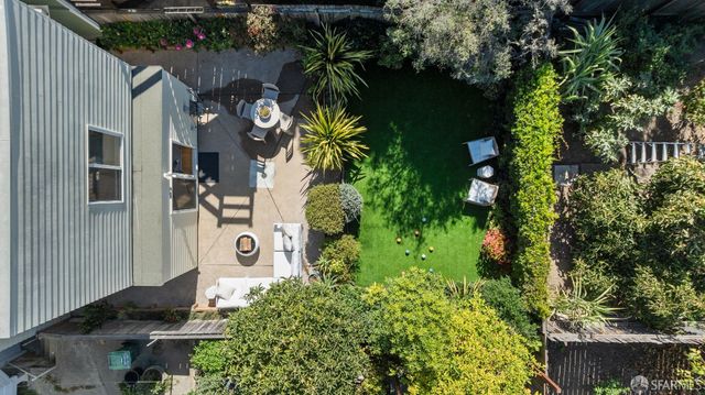 2560 Bryant Street, San Francisco, CA 94110