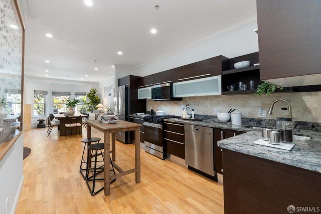 2560 Bryant Street, San Francisco, CA 94110