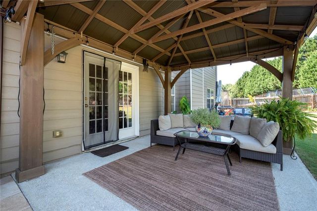 1504 Belfaire Lake Trail, Dacula, GA 30019