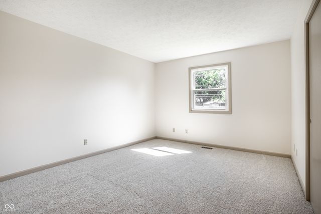 1667 Park Castle Way, Indianapolis, IN 46229