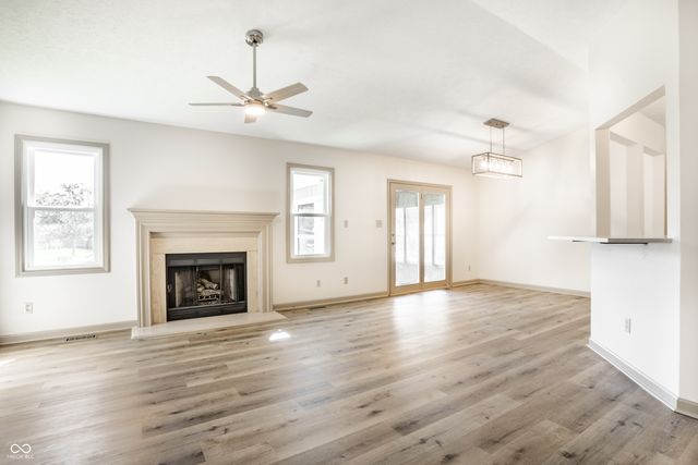 1667 Park Castle Way, Indianapolis, IN 46229