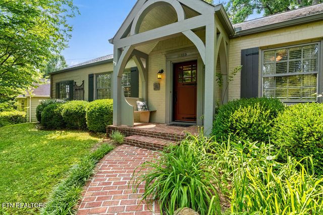 119 NW Greenbrier Drive, Knoxville, TN 37919