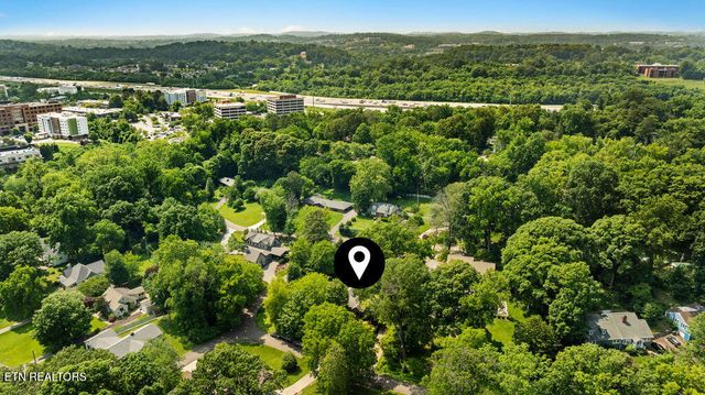 119 NW Greenbrier Drive, Knoxville, TN 37919