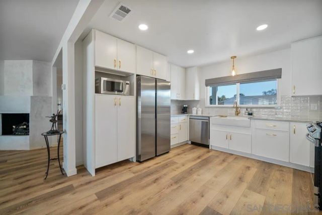 16850 Bellota Dr, San Diego, CA 92128