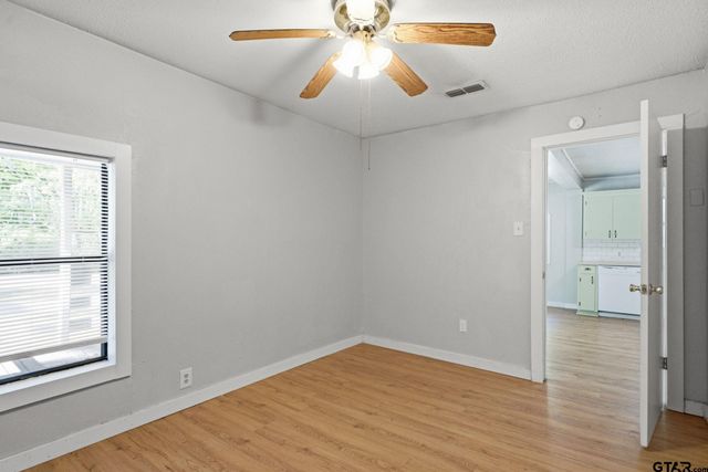 2802 Calloway Rd., Tyler, TX 75707
