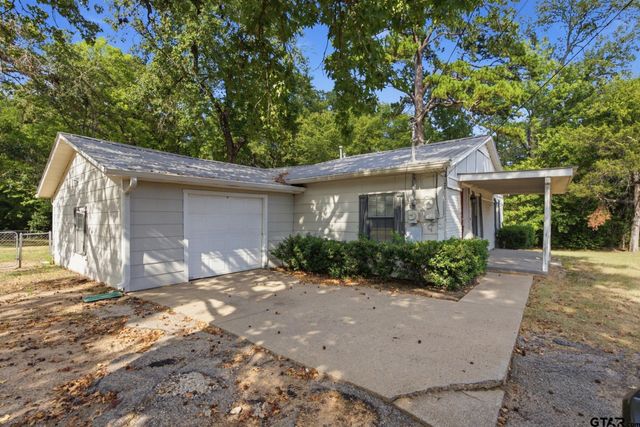 2802 Calloway Rd., Tyler, TX 75707