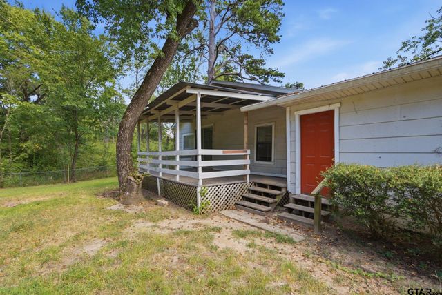 2802 Calloway Rd., Tyler, TX 75707