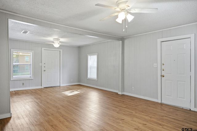 2802 Calloway Rd., Tyler, TX 75707