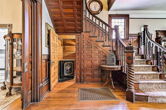 1021 35th Street Street, Galveston, TX 77550