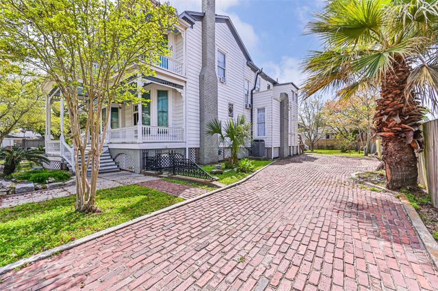 1021 35th Street Street, Galveston, TX 77550