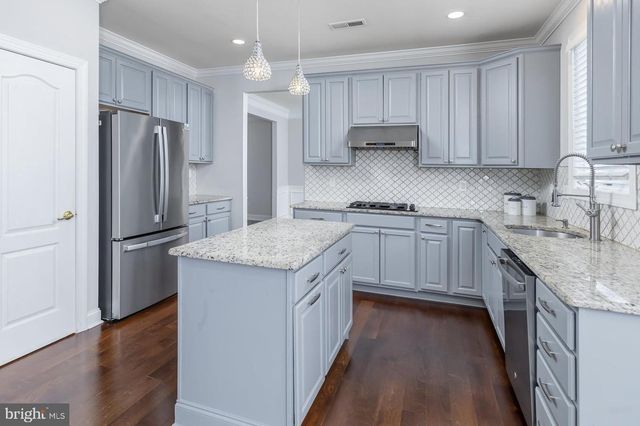 707 CHELSEA RD, Mullica Hill, NJ 08062
