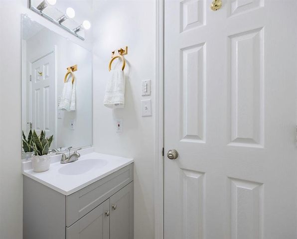 1210 Katy Ln Lane, Westlake, LA 70669