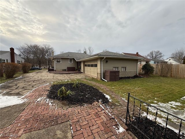 285 Aldrich Road, Austintown, OH 44515