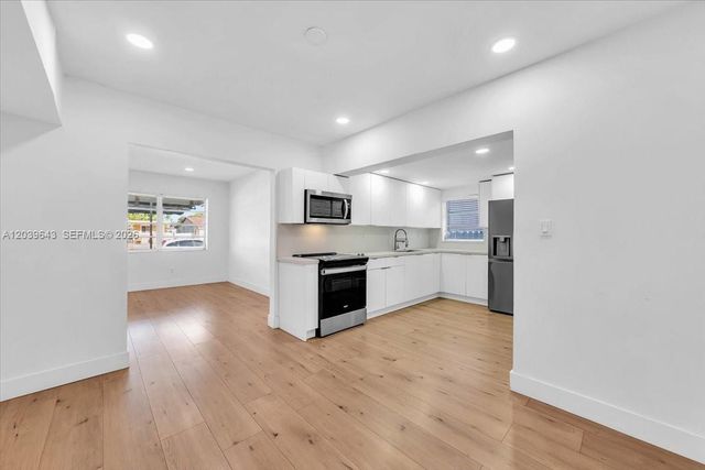 4719 E 8th Ct, Hialeah, FL 33013