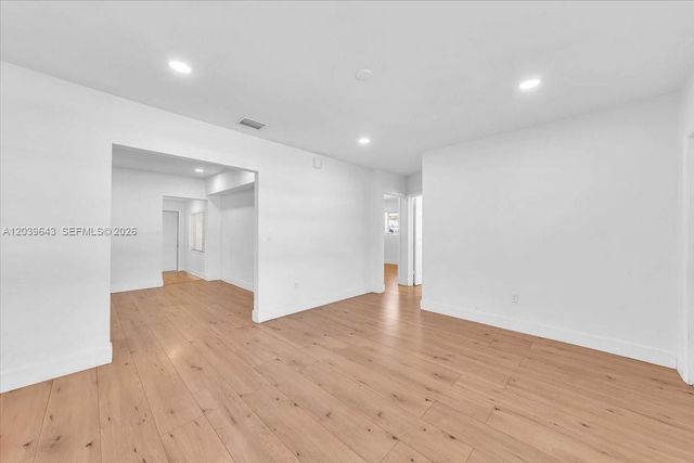 4719 E 8th Ct, Hialeah, FL 33013