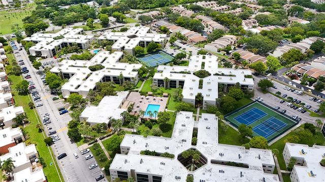 8045 SW 107th Ave 203, Miami, FL 33173