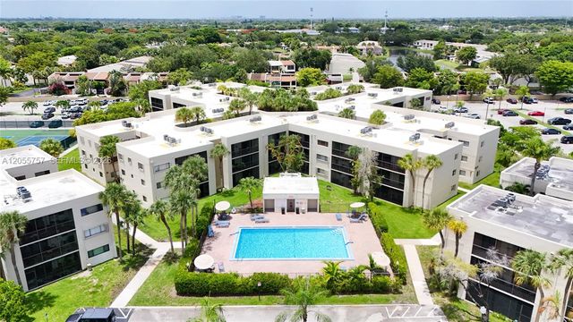 8045 SW 107th Ave 203, Miami, FL 33173