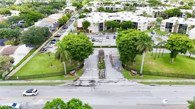 8045 SW 107th Ave 203, Miami, FL 33173