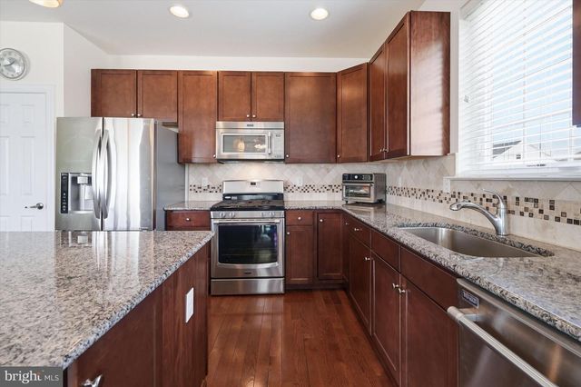 3 ESPALIER LN, Middletown, DE 19709