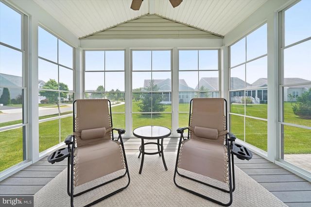 3 ESPALIER LN, Middletown, DE 19709