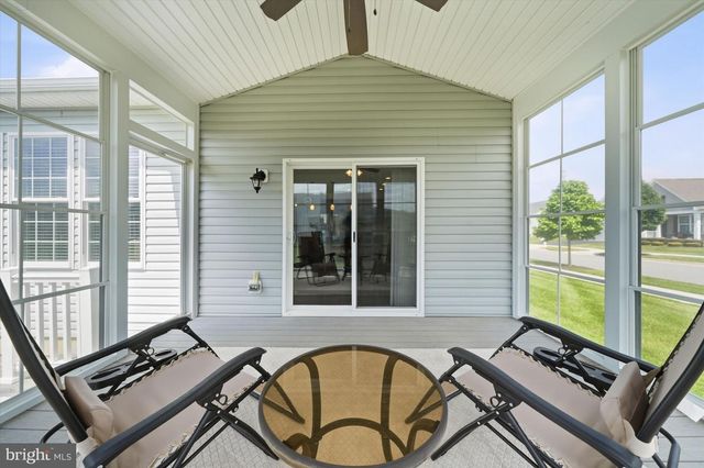 3 ESPALIER LN, Middletown, DE 19709
