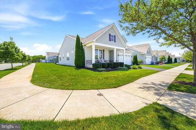 3 ESPALIER LN, Middletown, DE 19709