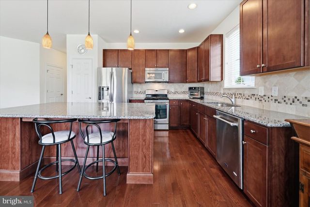 3 ESPALIER LN, Middletown, DE 19709