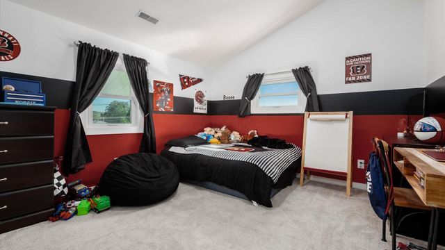 2378 W High Street NE, Newark, OH 43055