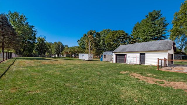 2378 W High Street NE, Newark, OH 43055