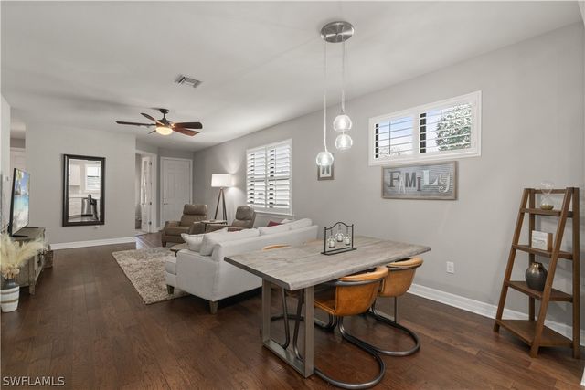 7202 Wilton DR, Naples, FL 34109