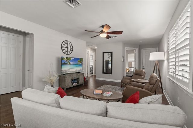 7202 Wilton DR, Naples, FL 34109