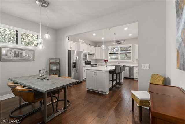 7202 Wilton DR, Naples, FL 34109