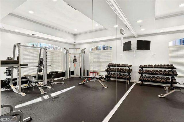 1074 Peachtree Walk NE B212, Atlanta, GA 30309