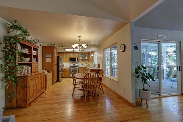 20091 Eaglecrest Dr, Foresthill, CA 95631