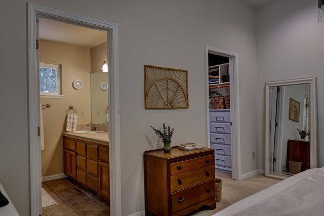 20091 Eaglecrest Dr, Foresthill, CA 95631