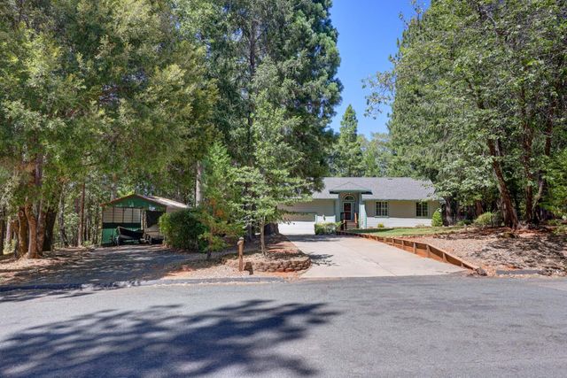 20091 Eaglecrest Dr, Foresthill, CA 95631