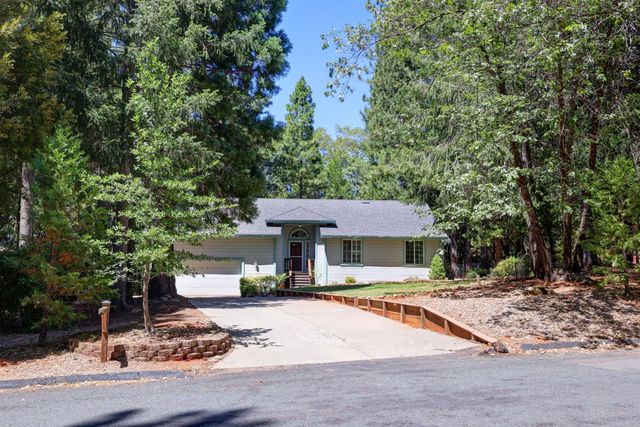 20091 Eaglecrest Dr, Foresthill, CA 95631